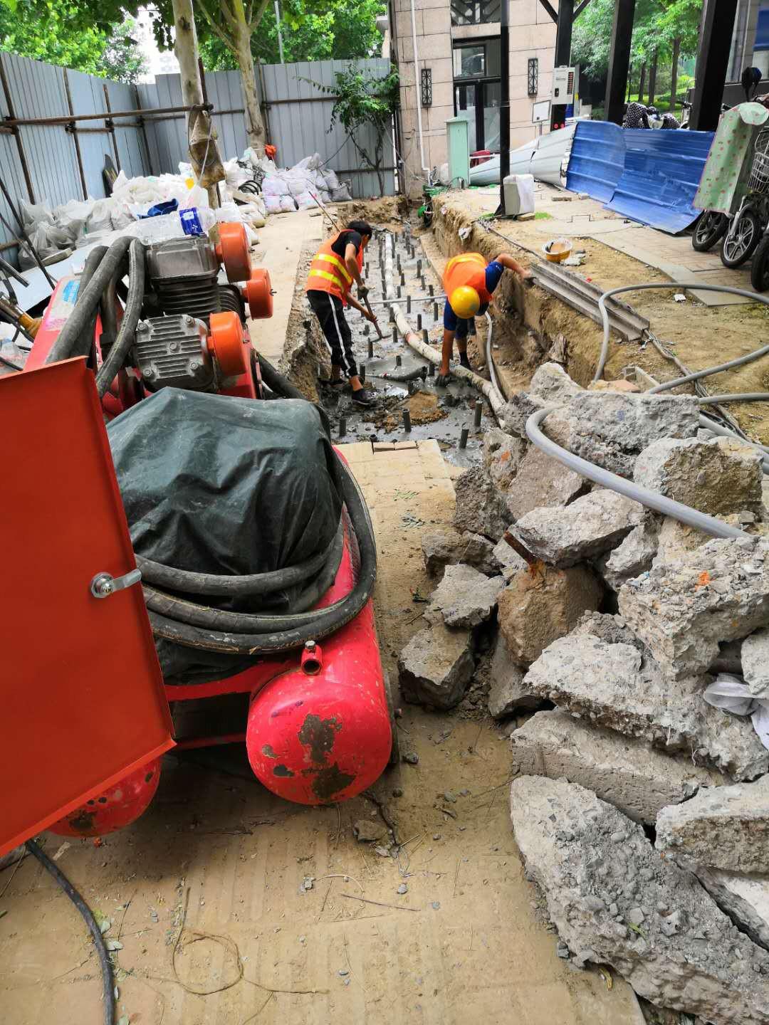 东光地基加固解决房子的地基下沉问题